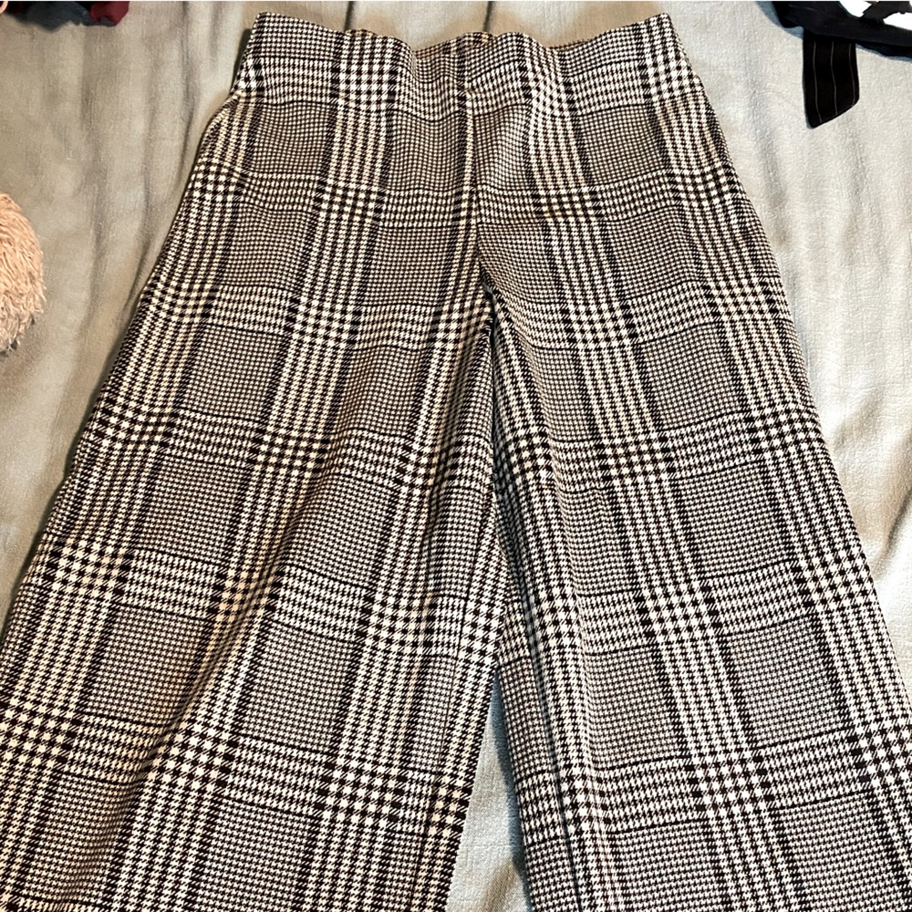 Plaid black and white pants
